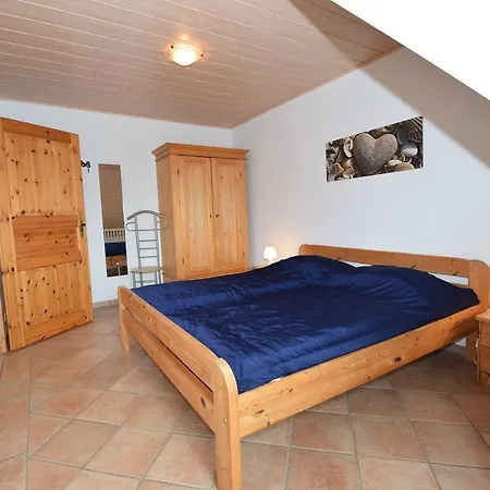 Apartamento Ferienwohnung-berger-gaestehaus-rechts